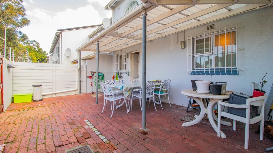 3 Bedroom Property for Sale in Plumstead Western Cape
